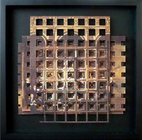 Moments of decision XS