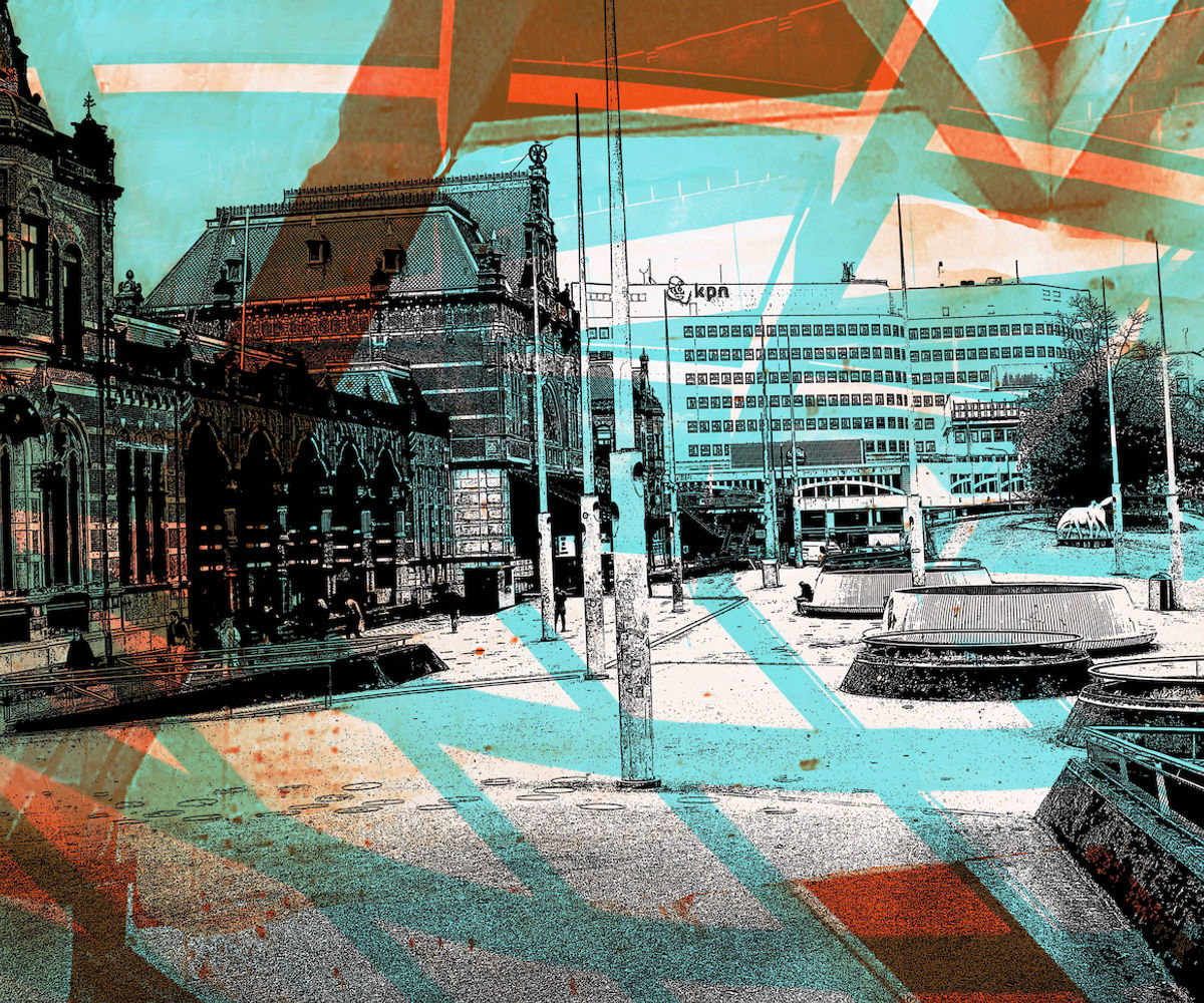 Op het Stationsplein Groningen