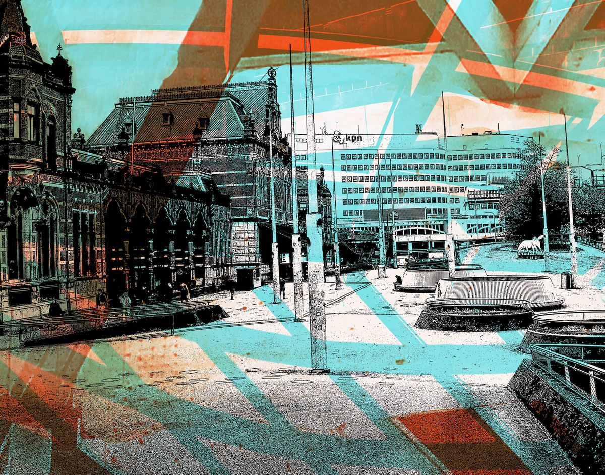 Op het Stationsplein Groningen